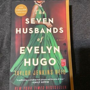 The Seven Husbands of Evelyn Hugo